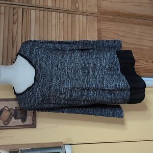 Simply Vera Vera Wang Black and Gray Knit Asymmetrical Sweater Top XL